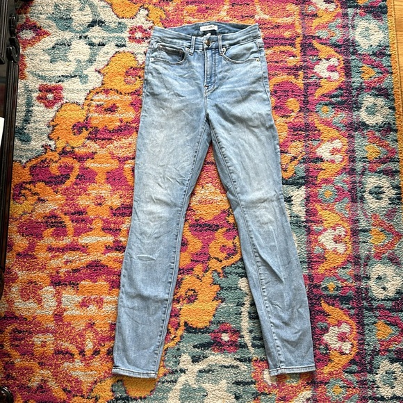 Good American Good Legs Jeans - Picture 2 of 9